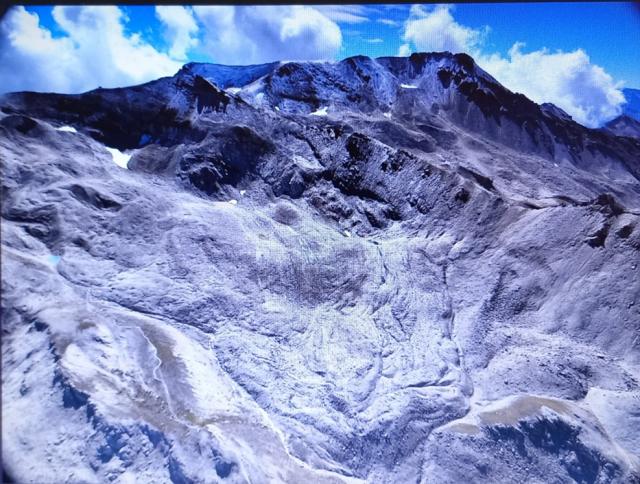 Ripresa fotografica obliqua da drone del rock glacier dei Fourneaux in Alta Val Susa (rilievo effettuato da Arpa Valle d’Aosta, archivio Arpa Piemonte, agosto 2025).